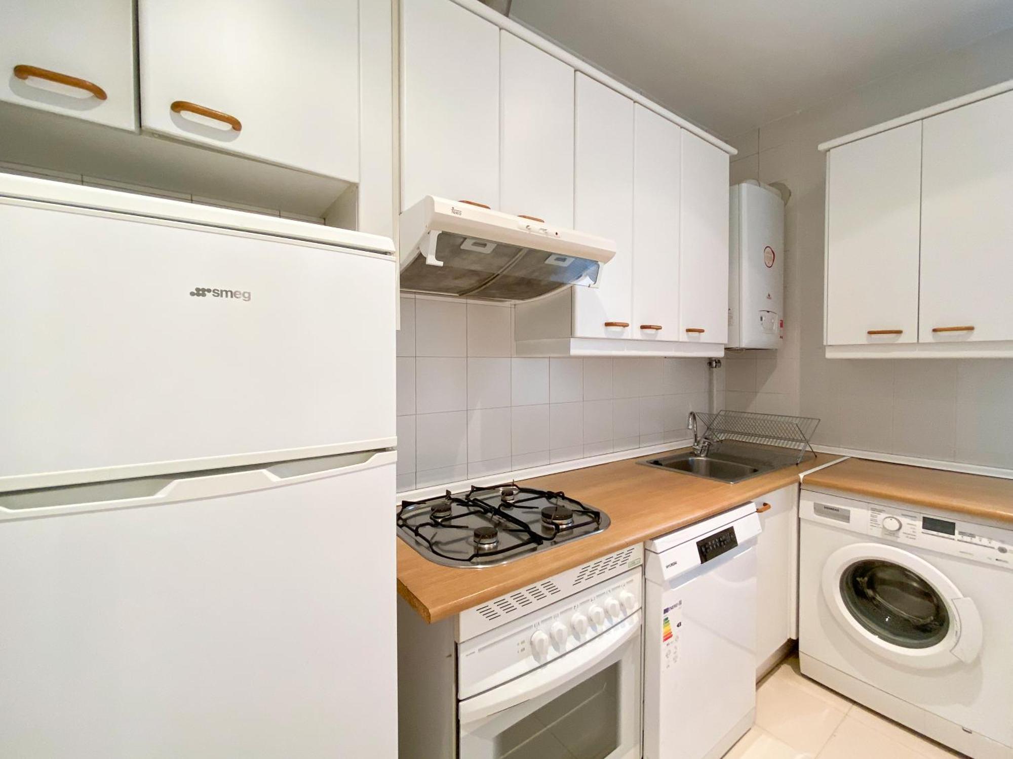 Montaber Apartments - La Paz Market มาดริด ห้อง รูปภาพ