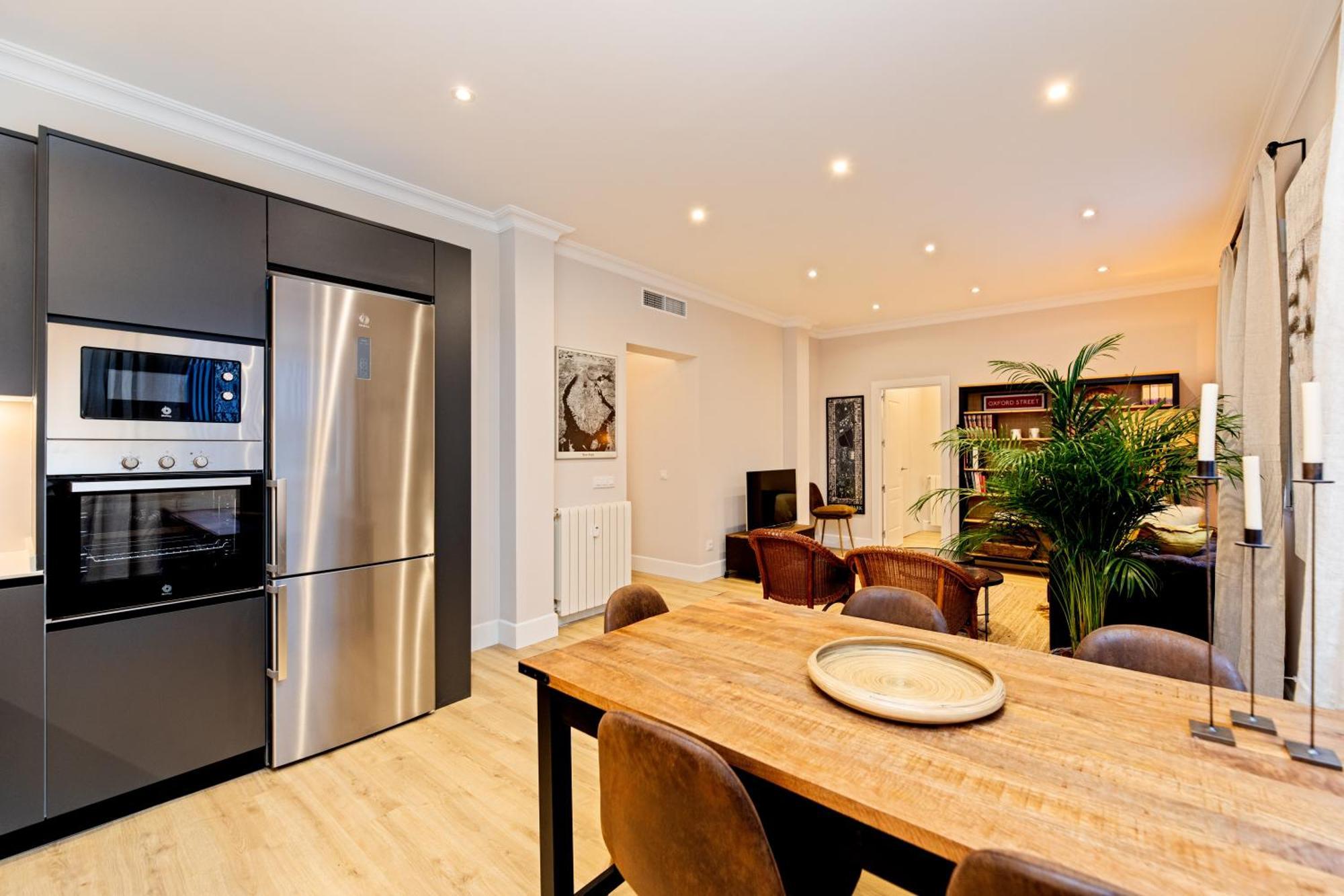 Montaber Apartments - La Paz Market มาดริด ภายนอก รูปภาพ