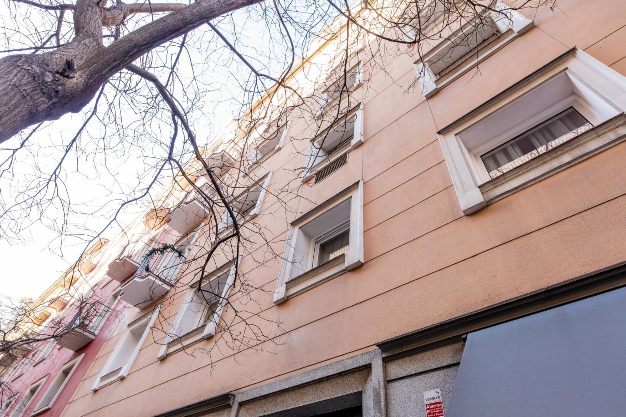 Montaber Apartments - La Paz Market มาดริด ภายนอก รูปภาพ