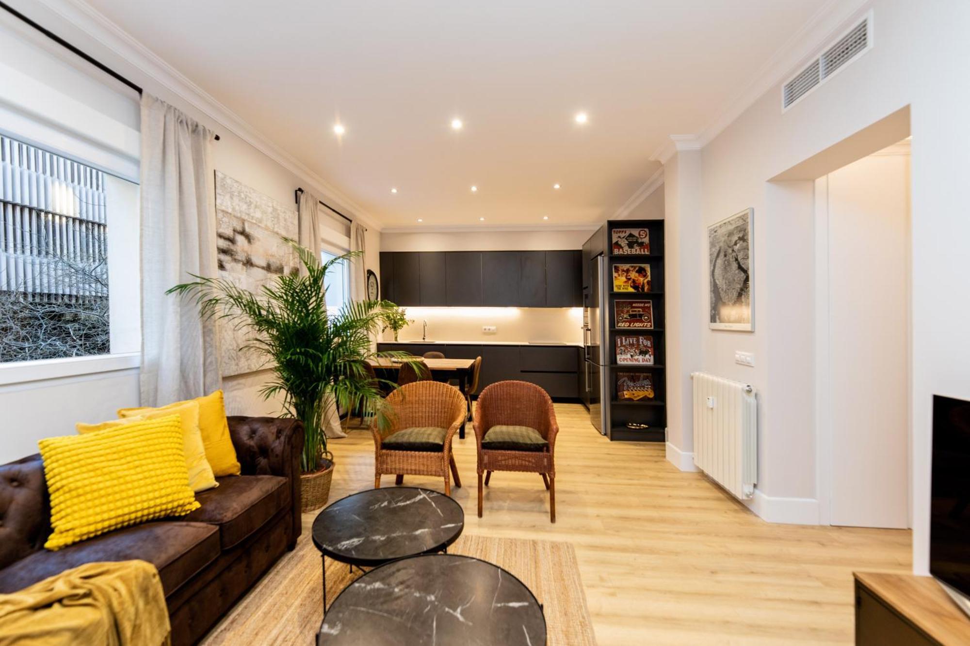 Montaber Apartments - La Paz Market มาดริด ภายนอก รูปภาพ